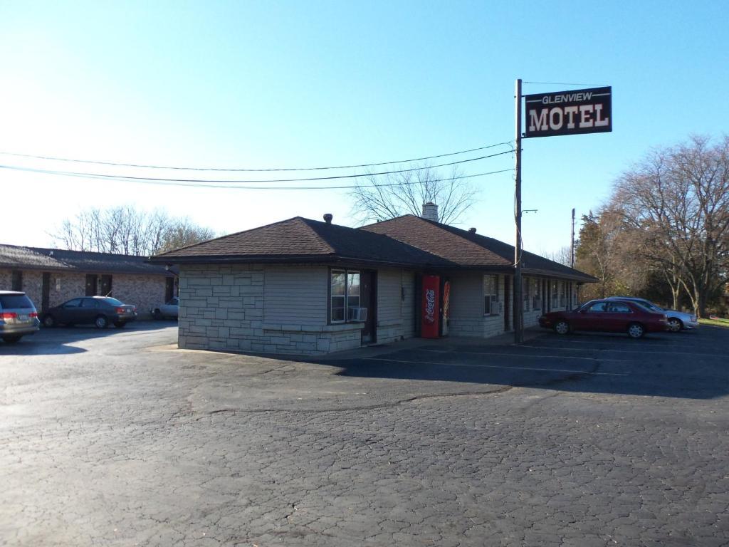 Glenview Motel Dubuque Exterior foto