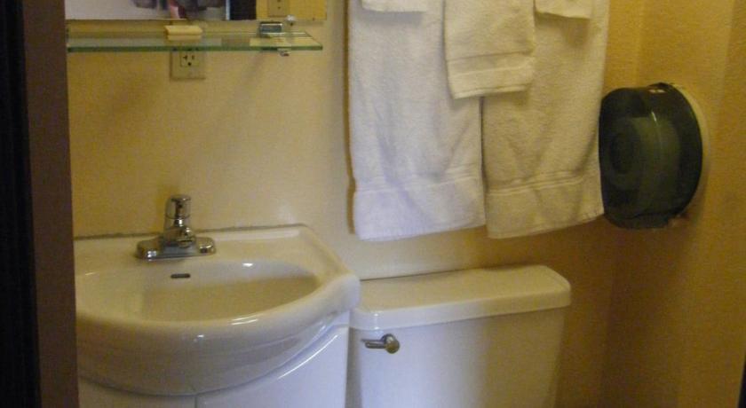 Glenview Motel Dubuque Zimmer foto